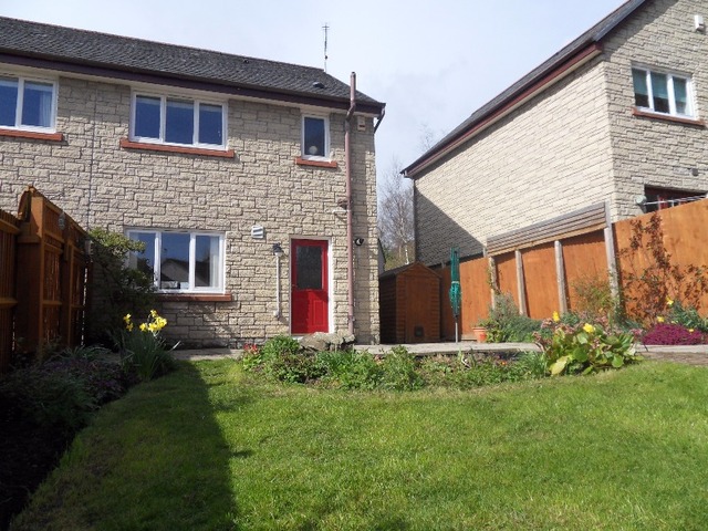 Image of 3 bedroom Semi-Detached house to rent in Wester Hill Edinburgh EH10 at Morningside Edinburgh Edinburgh, EH10 5XG