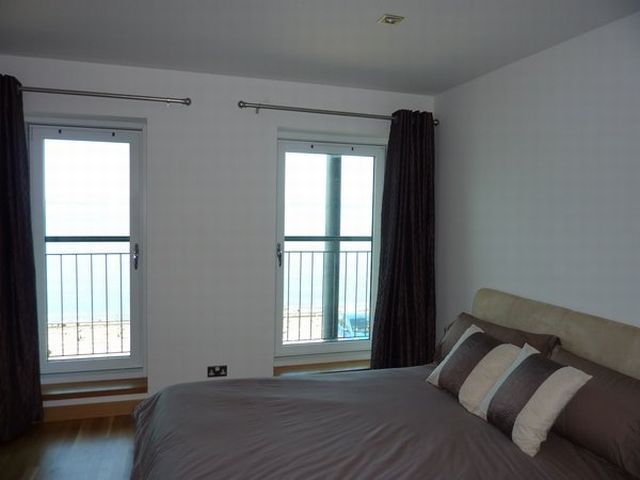  Image of 2 bedroom Flat to rent in Western Harbour Breakwater Edinburgh EH6 at Leith Edinburgh Edinburgh, EH6 6PA