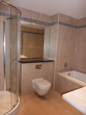  Image of 2 bedroom Flat to rent in Western Harbour Breakwater Edinburgh EH6 at Leith Edinburgh Edinburgh, EH6 6PA