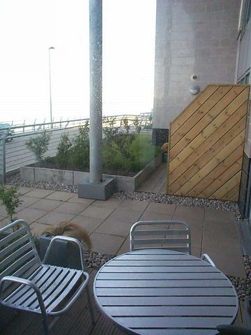  Image of 2 bedroom Flat to rent in Western Harbour Breakwater Edinburgh EH6 at Leith Edinburgh Edinburgh, EH6 6PA