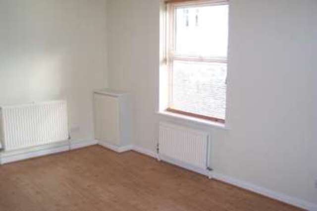  Image of 1 bedroom Flat to rent in Western Road Tunbridge Wells TN1 at Tunbridge Wells Kent Royal Tunbridge Wells, TN1 2JQ