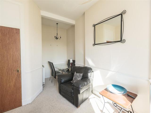  Image of 1 bedroom Flat to rent in Westfield Road Edinburgh EH11 at Balgreen Edinburgh Edinburgh, EH11 2QS