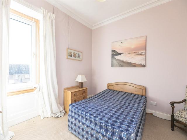  Image of 1 bedroom Flat to rent in Westfield Road Edinburgh EH11 at Balgreen Edinburgh Edinburgh, EH11 2QS