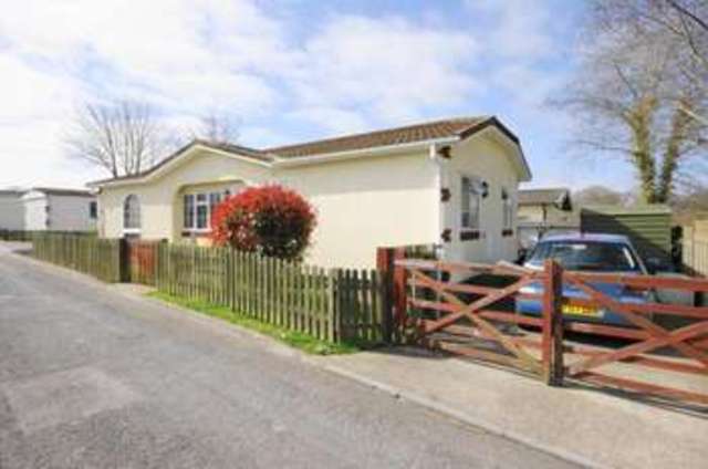  Image of 2 bedroom Bungalow for sale in Westwood Park Bashley Cross Road New Milton BH25 at New Milton  New Milton, BH25 5TB
