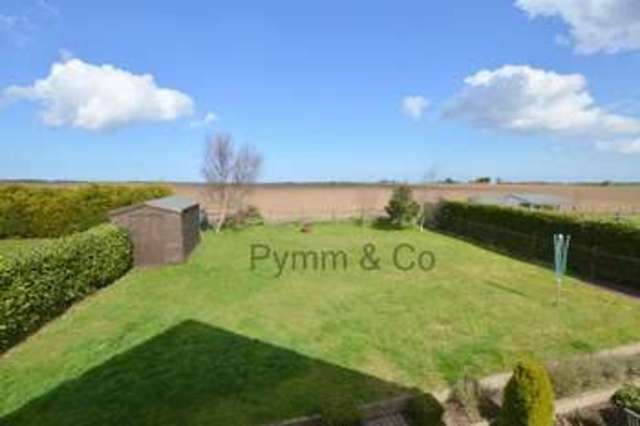 Image of 4 bedroom Property for sale in Whimpwell Green Happisburgh Norwich NR12 at Whimpwell Green Happisburgh Norwich, NR12 0AJ