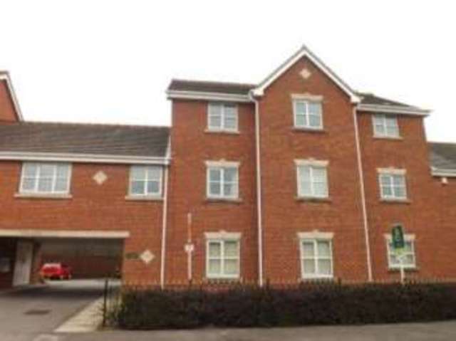  Image of 2 bedroom Flat for sale in Willow Gardens Sutton-in-Ashfield NG17 at Sutton-in-Ashfield Nottinghamshire Sutton in Ashfield, NG17 5JF