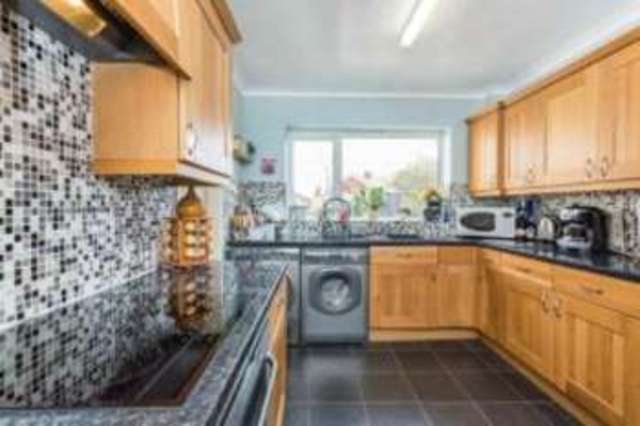 Image of 4 bedroom Detached house for sale in Windsor Close Bognor Regis PO21 at Bognor Regis Aldwick, PO21 5QR
