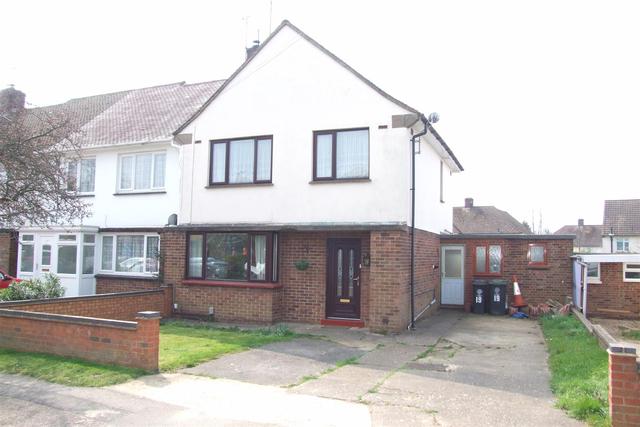  Image of 3 bedroom End of Terrace for sale in Windsor Road Rushden NN10 at Rushden Northamptonshire Rushden, NN10 0BB