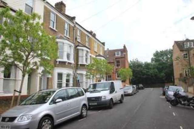  Image of 4 bedroom Maisonette to rent in Witherington Road London N5 at Highbury London Highbury, N5 1PN