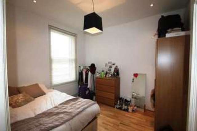  Image of 4 bedroom Maisonette to rent in Witherington Road London N5 at Highbury London Highbury, N5 1PN