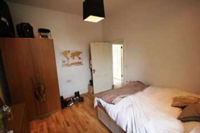  Image of 4 bedroom Maisonette to rent in Witherington Road London N5 at Highbury London Highbury, N5 1PN
