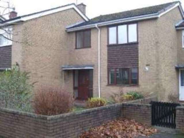  Image of 3 bedroom Terraced house to rent in Woburn Close Macclesfield SK10 at Woburn Close  MACCLESFIELD, SK10 3AS
