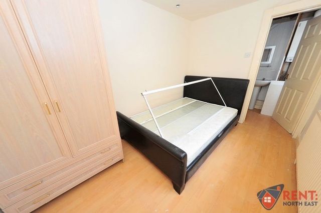  Image of 2 bedroom Flat to rent in Wolseley Gardens Newcastle upon Tyne NE2 at Wolseley Gardens Jesmond Heaton, NE2 1HR