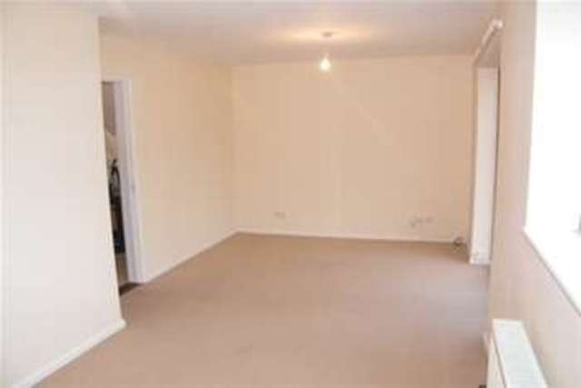  Image of 2 bedroom Detached house to rent in Woods Drive Apse Heath Sandown PO36 at Sandown, PO36 0LP