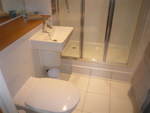  Image of 2 bedroom Flat to rent in Taylorson Street South Salford M5 at Salford Greater Manchester Salford, M5 3FN