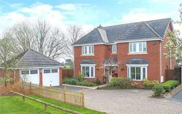  Image of 5 bedroom Detached house for sale in Yeomans Close Astwood Bank Redditch B96 at Yeomans Close  Astwood Bank, B96 6ET