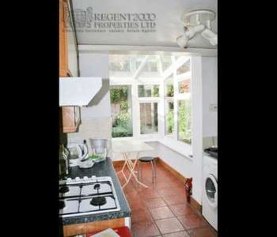  Image of 1 bedroom Terraced house to rent in York Way London N7 at York Way  Camden Town, N7 9QF