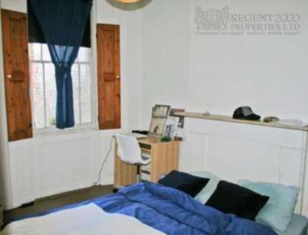  Image of 1 bedroom Terraced house to rent in York Way London N7 at York Way  Camden Town, N7 9QF