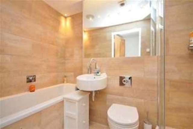  Image of 2 bedroom Property to rent in Young Street London W8 at London, W8 5EH