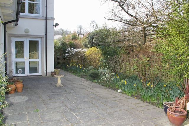  Image of 2 bedroom Cottage for sale in Muskerry Court Nellington Road Rusthall Tunbridge Wells TN4 at Nellington Road Rusthall Tunbridge Wells, TN4 8SX