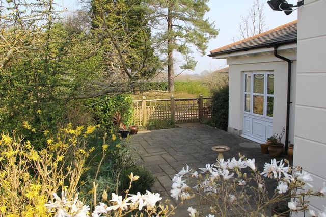  Image of 2 bedroom Cottage for sale in Muskerry Court Nellington Road Rusthall Tunbridge Wells TN4 at Nellington Road Rusthall Tunbridge Wells, TN4 8SX