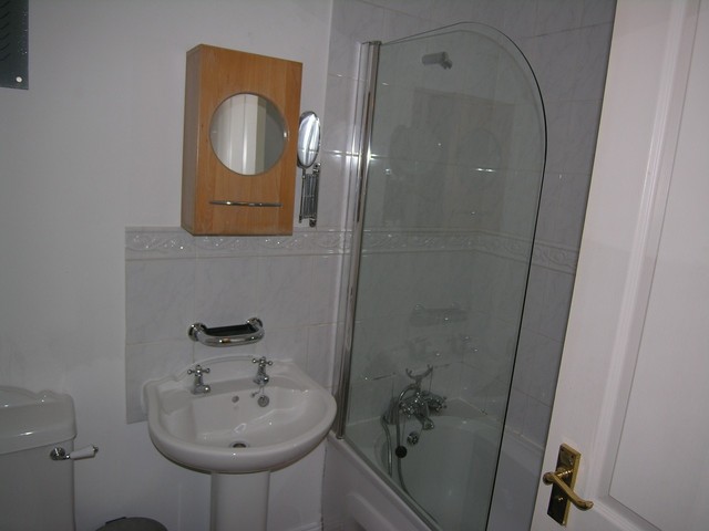  Image of 2 bedroom Flat to rent in Norwich Avenue West Westbourne Bournemouth BH2 at 43 Norwich Avenue West  Bournemouth, BH2 6AP