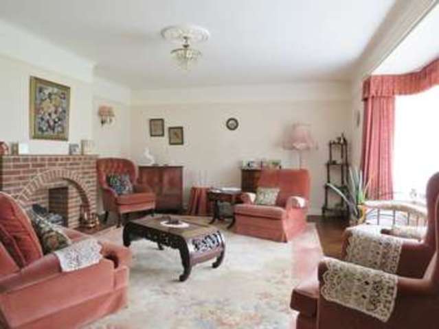  Image of 3 bedroom Bungalow for sale in Barton Common Lane Barton on Sea New Milton BH25 at Barton Common Lane  NEW MILTON, BH25 5PS