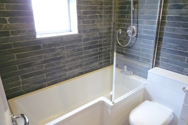  Image of 4 bedroom Detached house to rent in Riverside Gardens Old Woking Woking GU22 at Old Woking  Woking, GU22 9LJ