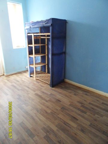  Image of 1 bedroom Studio flat to rent in Low Road Balby Doncaster DN4 at Balby  Doncaster, DN4 8PN