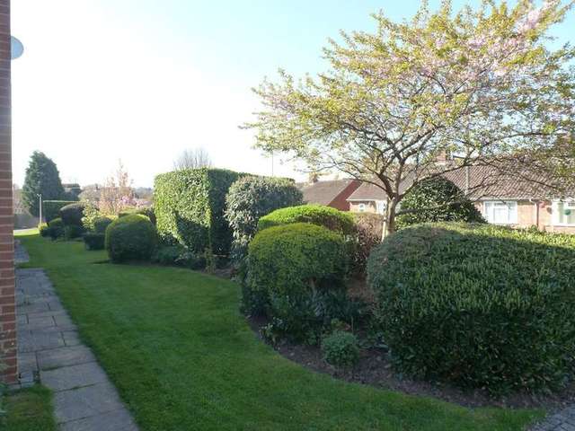  Image of 1 bedroom Flat to rent in Burns Road Loughborough LE11 at Thorpe Acre, LE11 4NP