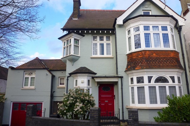 Image of 1 bedroom Ground Flat to rent in Addiscombe Road Croydon CR0 at East Croydon, CR0 6SE