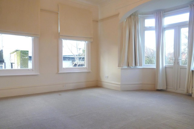  Image of 1 bedroom Ground Flat to rent in Addiscombe Road Croydon CR0 at East Croydon, CR0 6SE