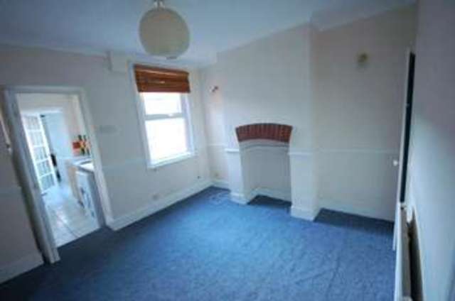  Image of 2 bedroom Property to rent in Albany Road Reading RG30 at Albany Road Reading Reading, RG30 2UN