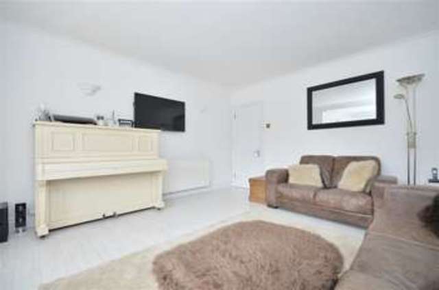  Image of 3 bedroom Apartment for sale in Aldingbourne Drive Crockerhill Chichester PO18 at Crockerhill Chichester Chichester, PO18 0LQ