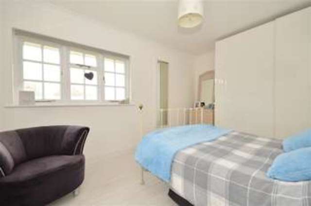  Image of 3 bedroom Apartment for sale in Aldingbourne Drive Crockerhill Chichester PO18 at Crockerhill Chichester Chichester, PO18 0LQ