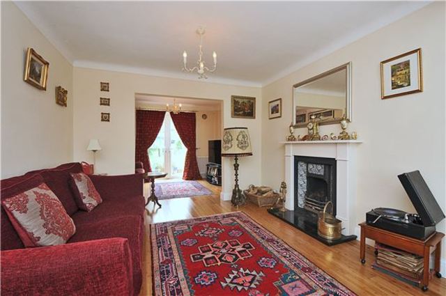  Image of 3 bedroom Semi-Detached house for sale in Alington Grove Wallington SM6 at Surrey, SM6 9NH