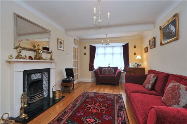  Image of 3 bedroom Semi-Detached house for sale in Alington Grove Wallington SM6 at Surrey, SM6 9NH