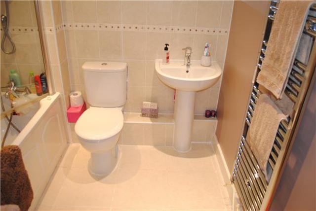 Image of 2 bedroom Flat to rent in Welton Rise St. Leonards-on-Sea TN37 at Welton Rise  East Sussex, TN37 7RS
