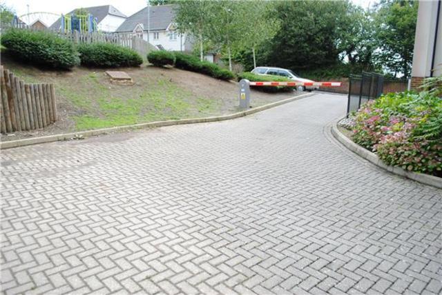  Image of 2 bedroom Flat to rent in Welton Rise St. Leonards-on-Sea TN37 at Welton Rise  East Sussex, TN37 7RS