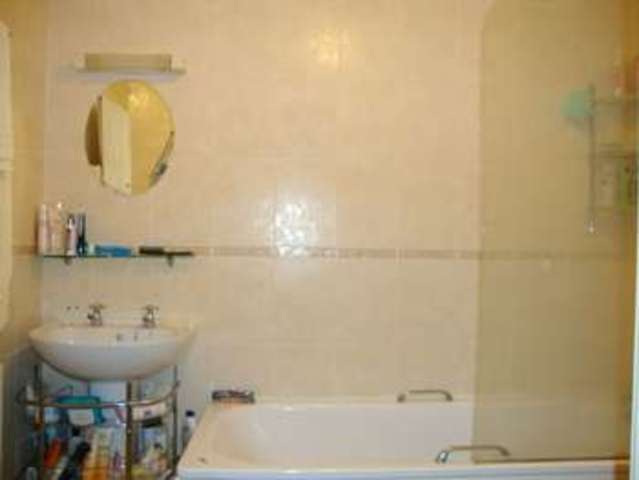  Image of 1 bedroom Flat for sale in Bridge Street Andover SP10 at Bridge Street  Andover, SP10 3FD