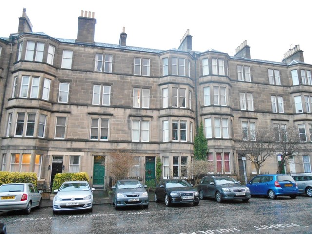  Image of 3 bedroom Flat to rent in Arden Street Edinburgh EH9 at Marchmont Edinburgh Edinburgh, EH9 1BS