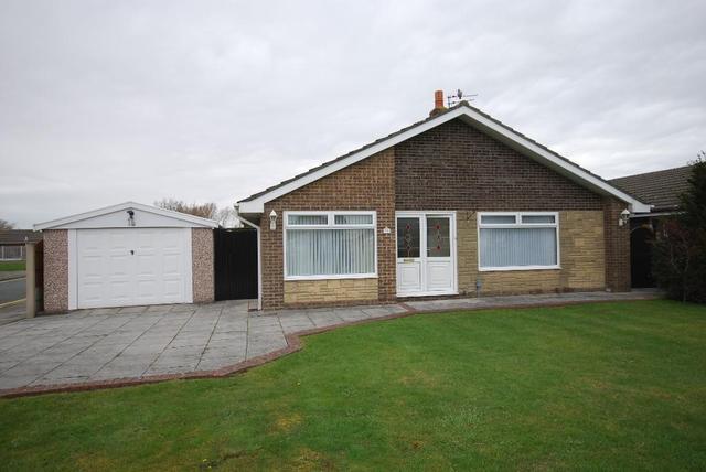  Image of 2 bedroom Bungalow for sale in Ardleigh Avenue Southport PR8 at Kew  Southport, PR8 6UD