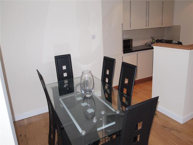 Image of 2 bedroom Flat to rent in Argyle Street Glasgow G3 at Finnieston Glasgow Glasgow, G3 8LZ