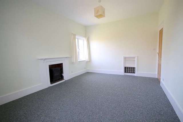  Image of 1 bedroom Flat to rent in Ashurst Tunbridge Wells TN3 at Ashurst Kent, TN3 9TE