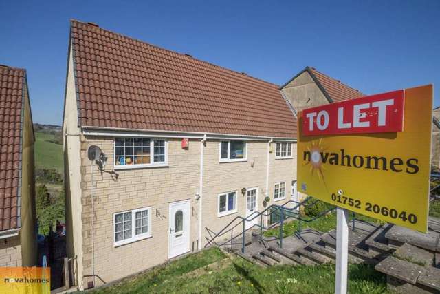  Image of 3 bedroom End of Terrace to rent in Austin Crescent Plymouth PL6 at Austin Crescent Eggbuckland Plymouth, PL6 5QT