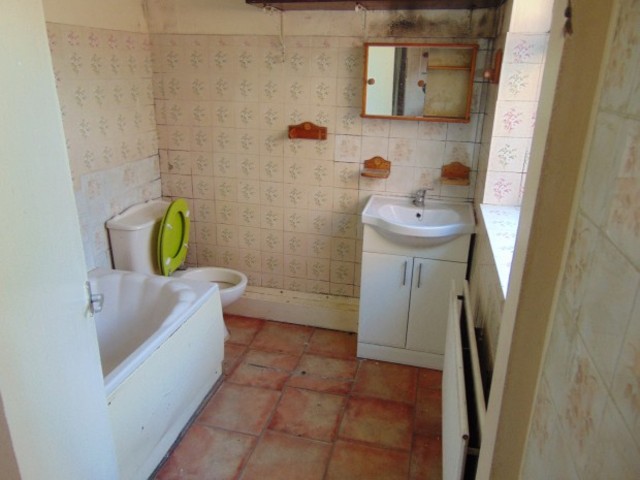  Image of 3 bedroom Terraced house for sale in Avenue Road Handsworth Birmingham B21 at Avenue Road  Handsworth, B21 8ED
