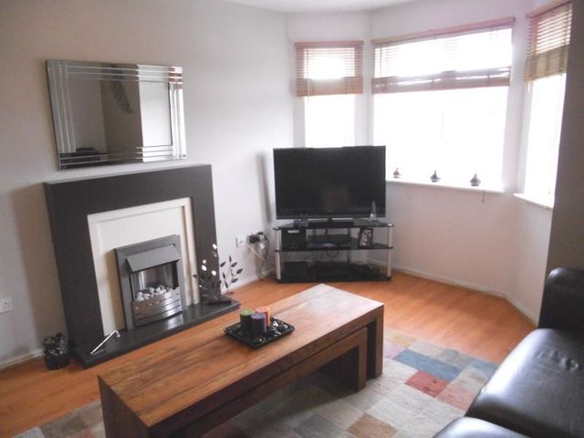  Image of 2 bedroom Flat to rent in Barkhill Road Linlithgow EH49 at Linlithgow West Lothian West Lothian, EH49 6BY