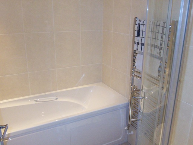 Image of 2 bedroom Semi-Detached house to rent in Barnes Close Bournemouth BH10 at Ensbury Park  Bournemouth, BH10 5AY