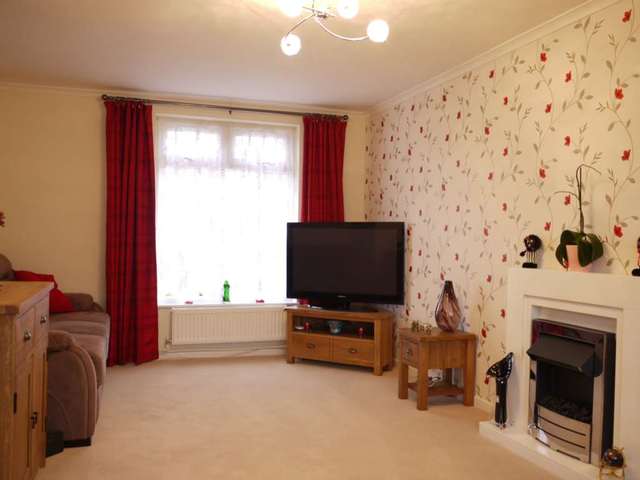  Image of 3 bedroom Detached house for sale in Bay Road Bracknell RG12 at Bay Road  Bracknell, RG12 2NH