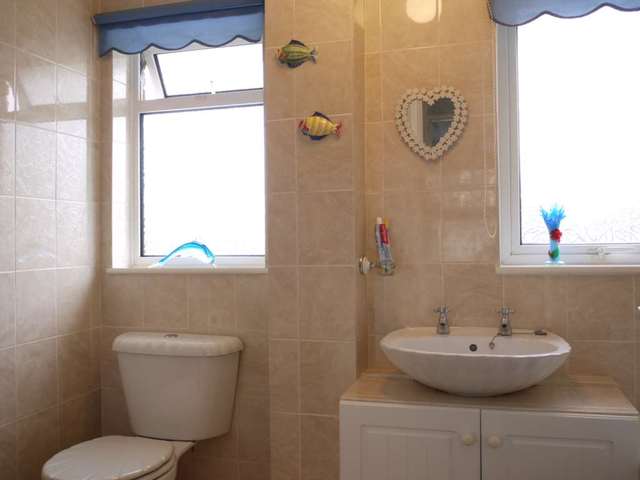  Image of 3 bedroom Detached house for sale in Bay Road Bracknell RG12 at Bay Road  Bracknell, RG12 2NH